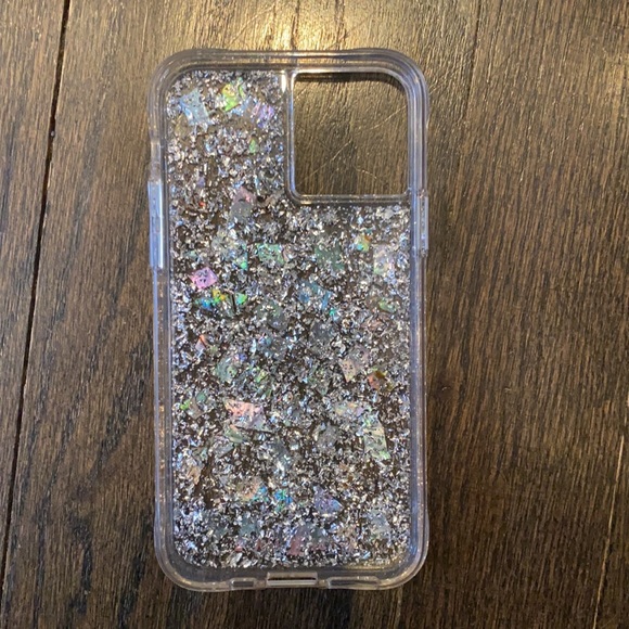 iPhone 11 Pro case - Picture 2 of 4